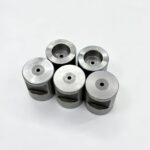 Custom H13+Tungsten Carbide Header Die for Cold Heading Machine Screw Bolt Fastener Die Long Service Life - 图片 3